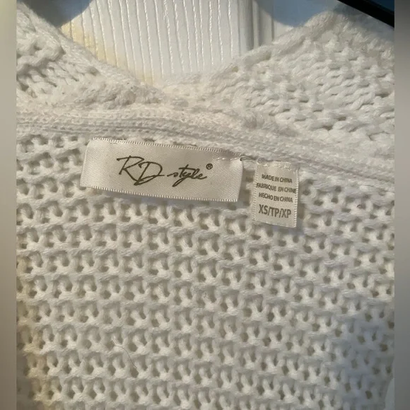 Cardigan - Picture 2 of 3